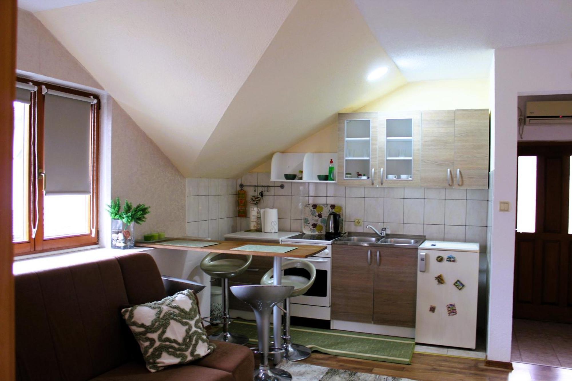 Svila Apartmani Bihać エクステリア 写真